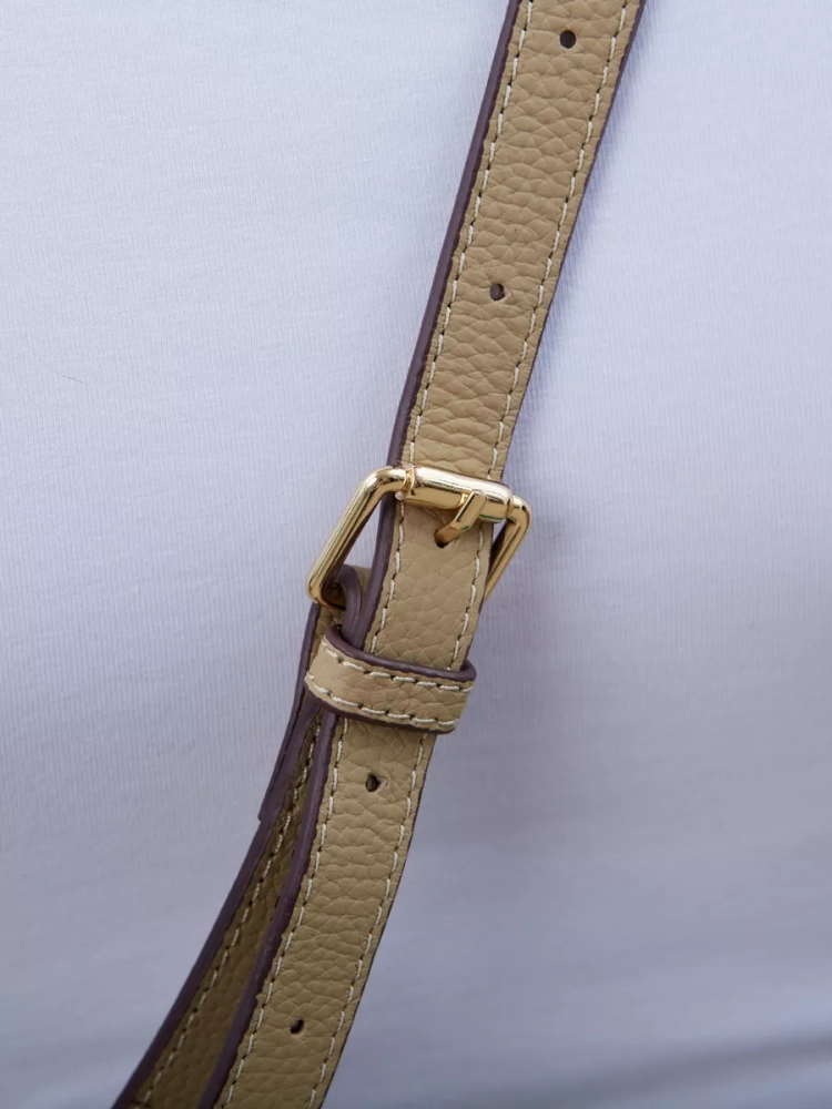 Женская кожаная сумка Paul Rayner beige 6333