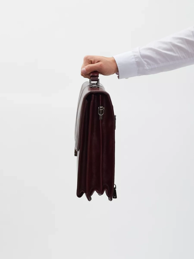 Деловой мужской кожаный портфель для документов и ноутбука с кодовым замком Paul Rayner 1-9504-1