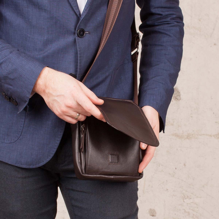 Коричневая маленькая мужская сумка через плечо Parker Brown