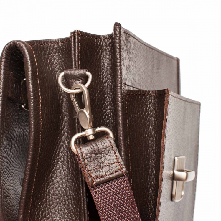 Компактный коричневый мужской портфель Bishop Brown